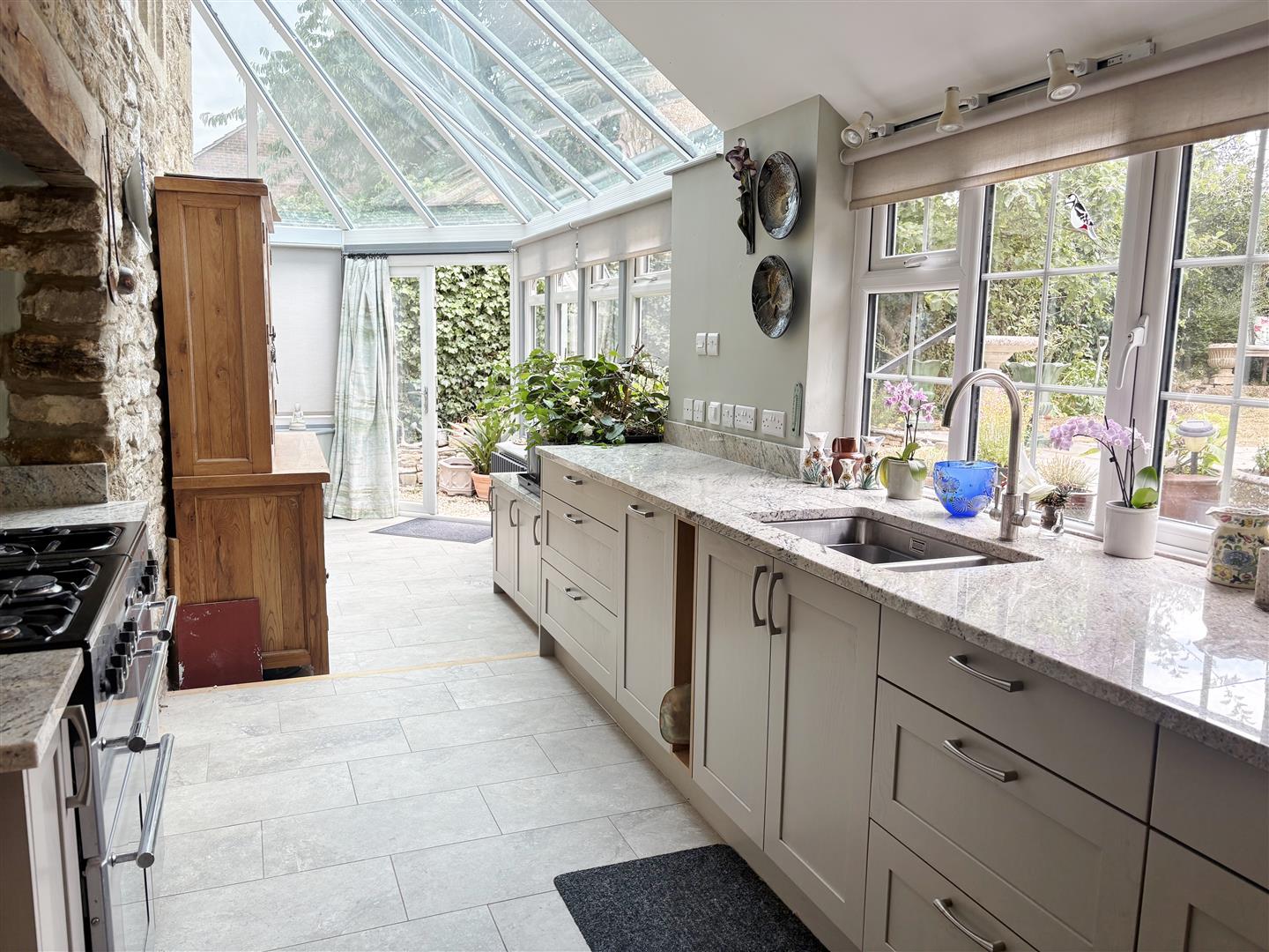 kitchen 1.jpeg